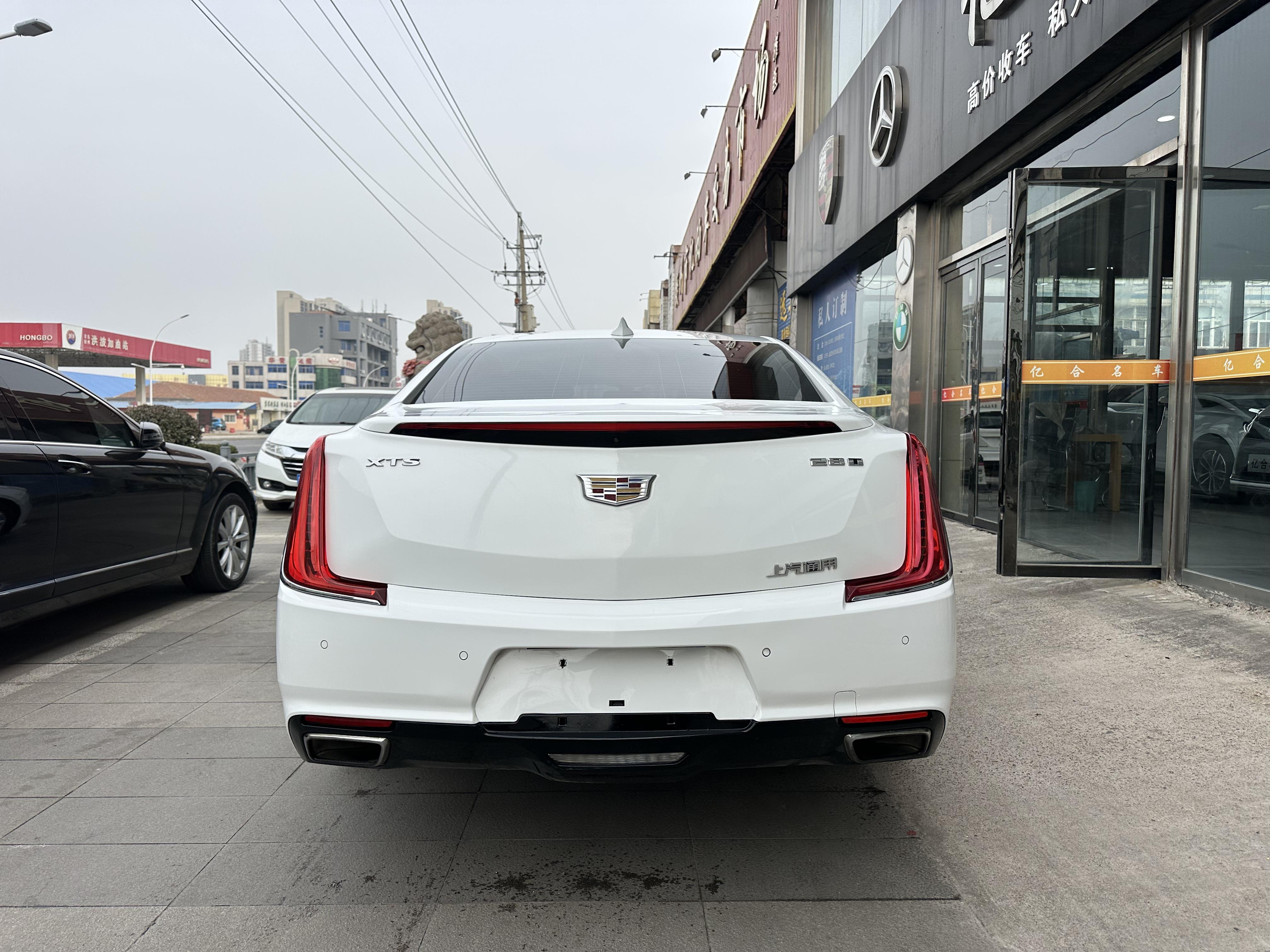 Cadillac XTS 2018 thumb 3