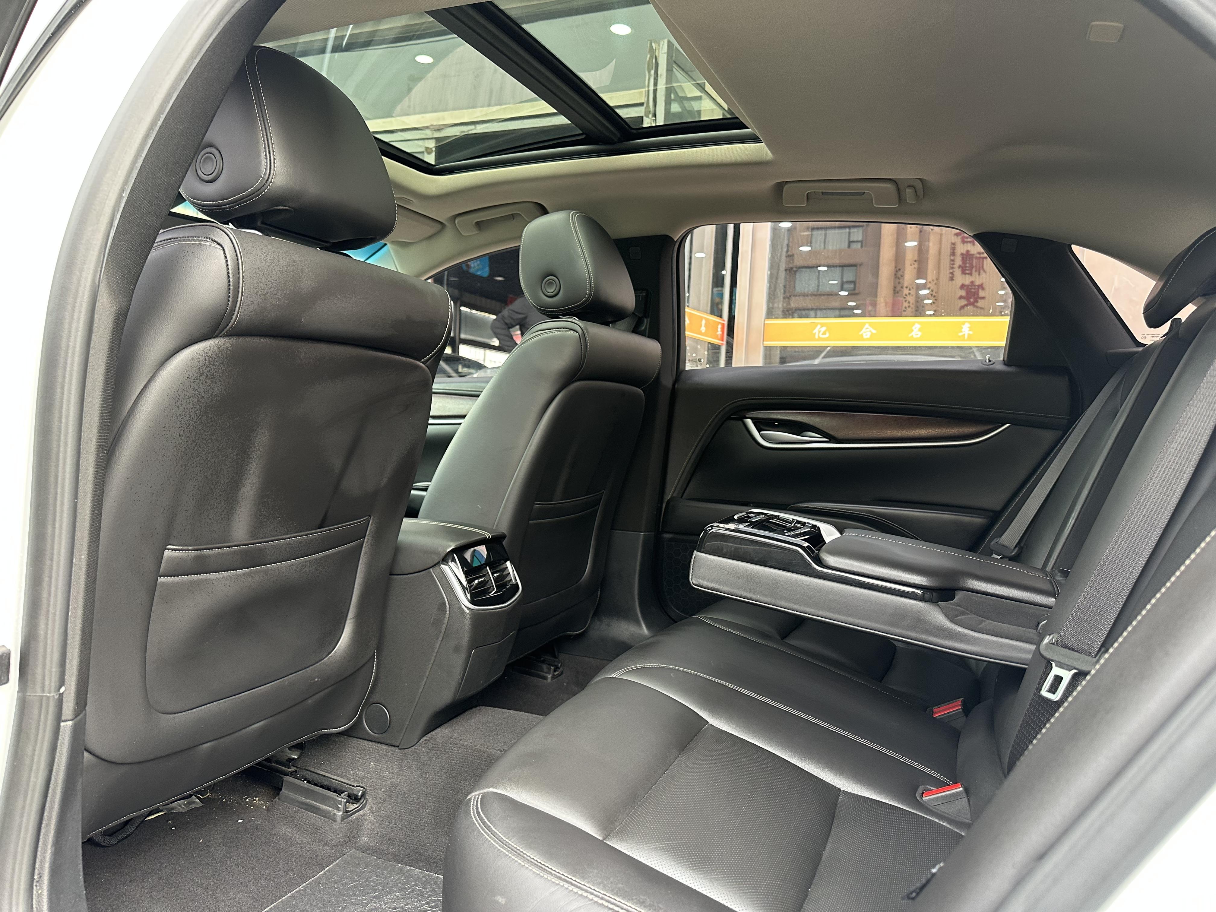 Cadillac XTS 2018 thumb 8