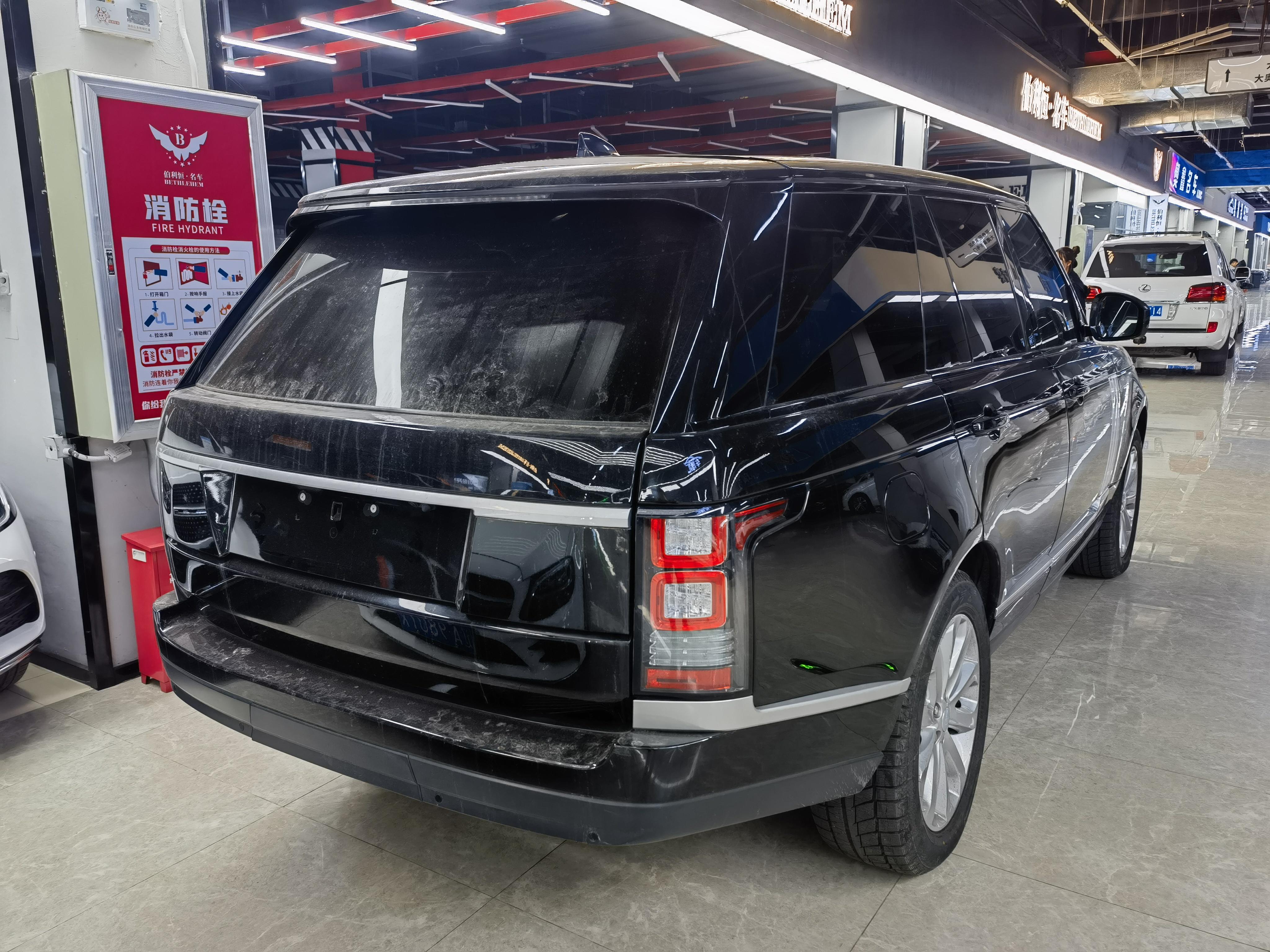 Land Rover Range Rover 2017 thumb 3