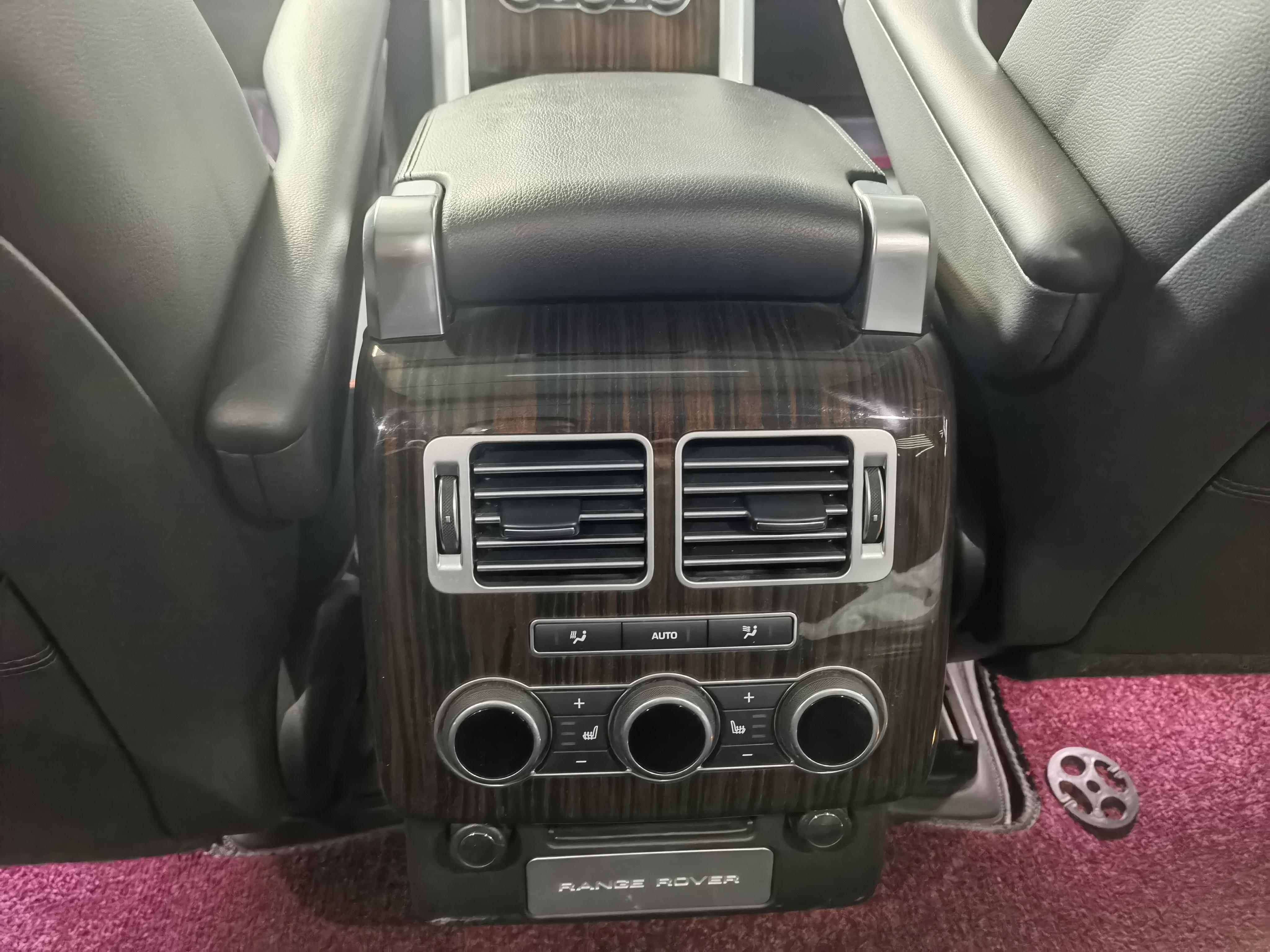 Land Rover Range Rover 2017 thumb 4