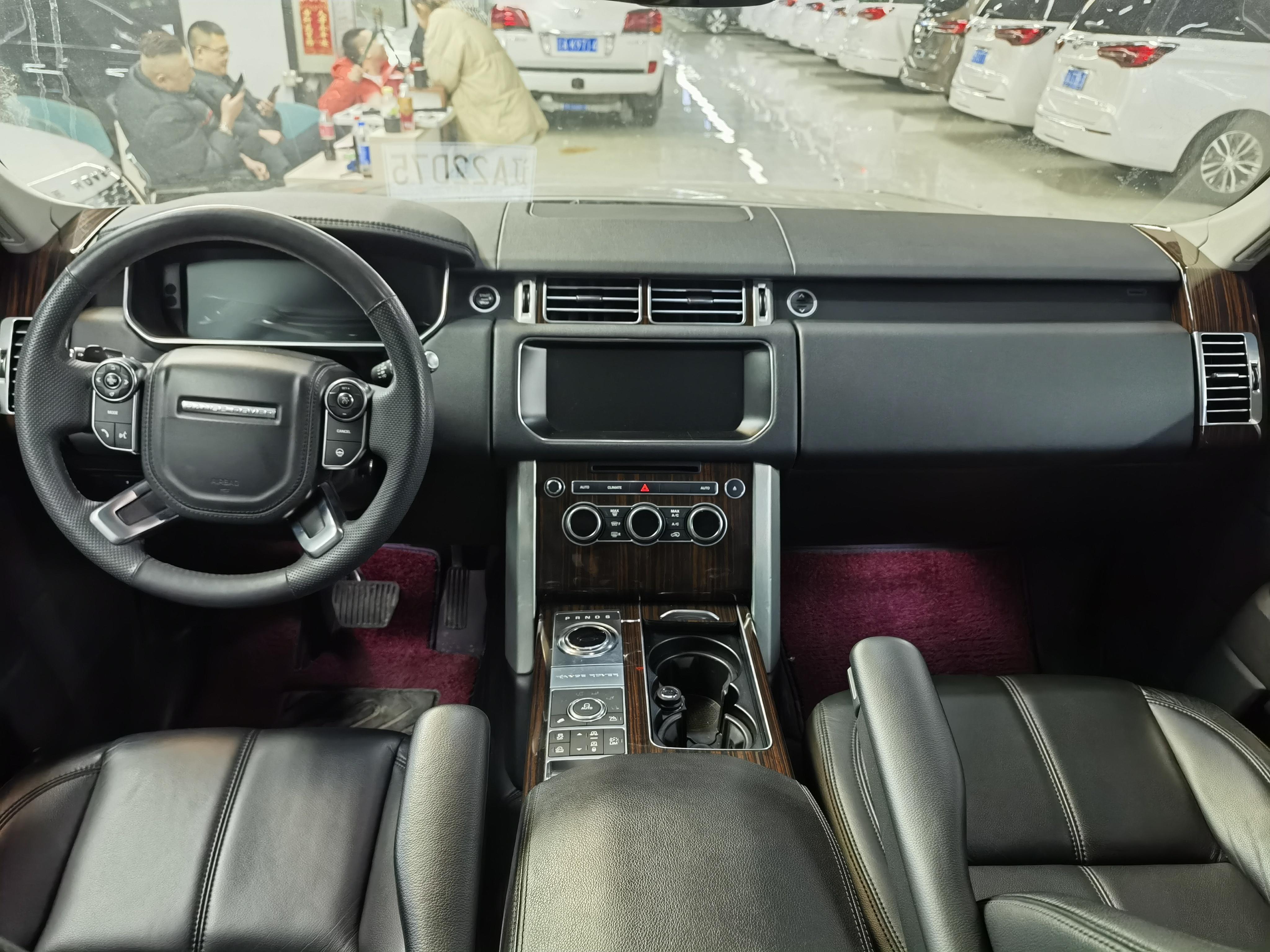 Land Rover Range Rover 2017 thumb 6