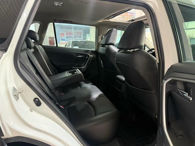 Toyota RAV4 2020 thumb 5