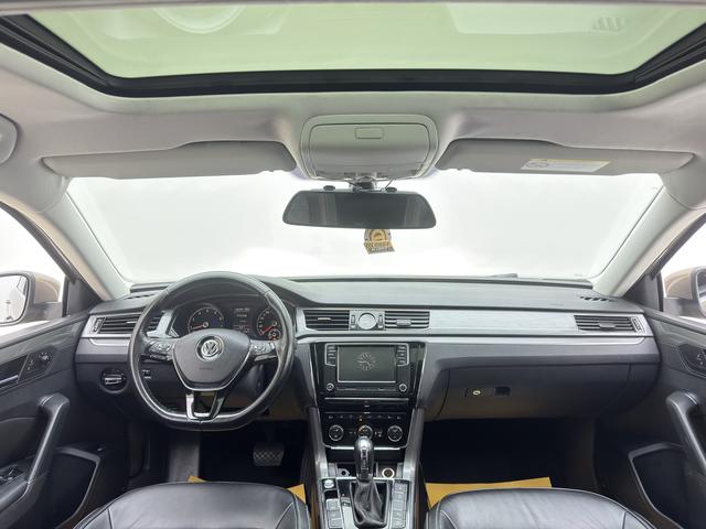 Volkswagen Passat 2017 thumb 12
