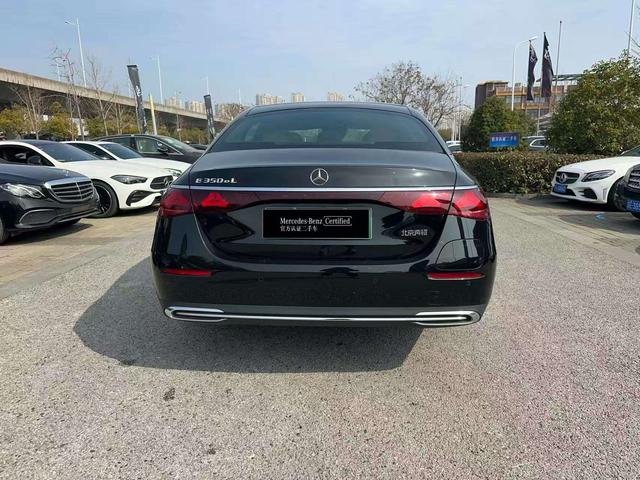 Mercedes-Benz E-Class 2024 thumb 9