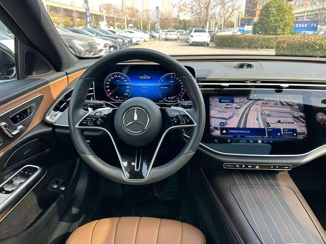 Mercedes-Benz E-Class 2024 thumb 10