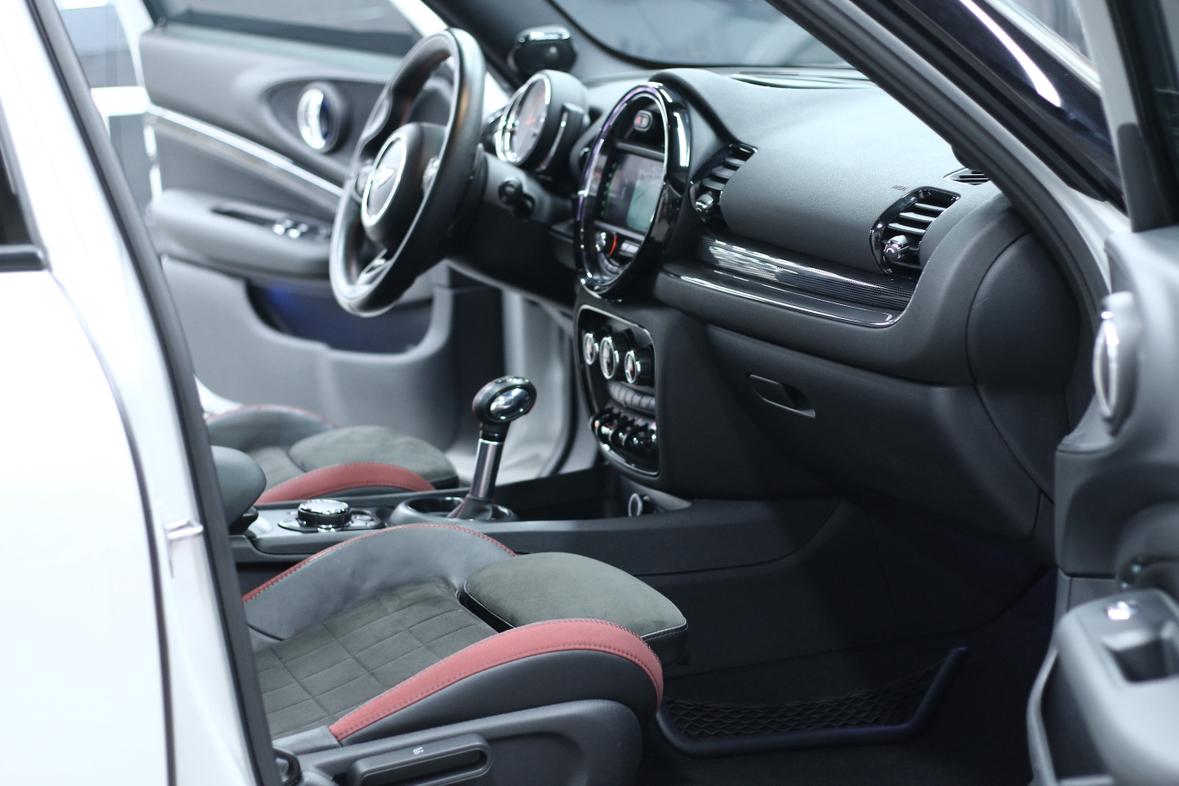 Mini Clubman 2018 thumb 9