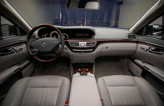 Mercedes-Benz S-Class 2012 thumb 11