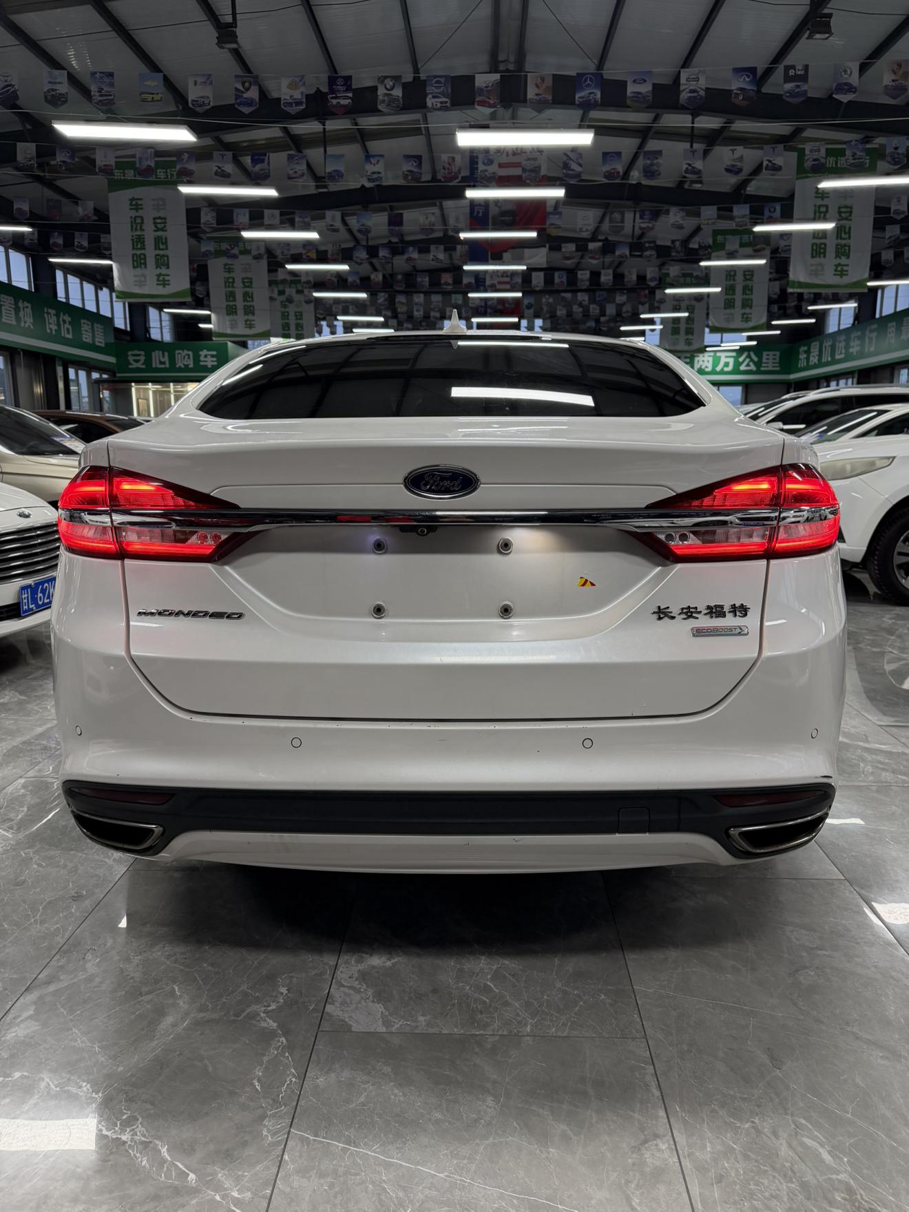 Ford Mondeo 2018 thumb 3