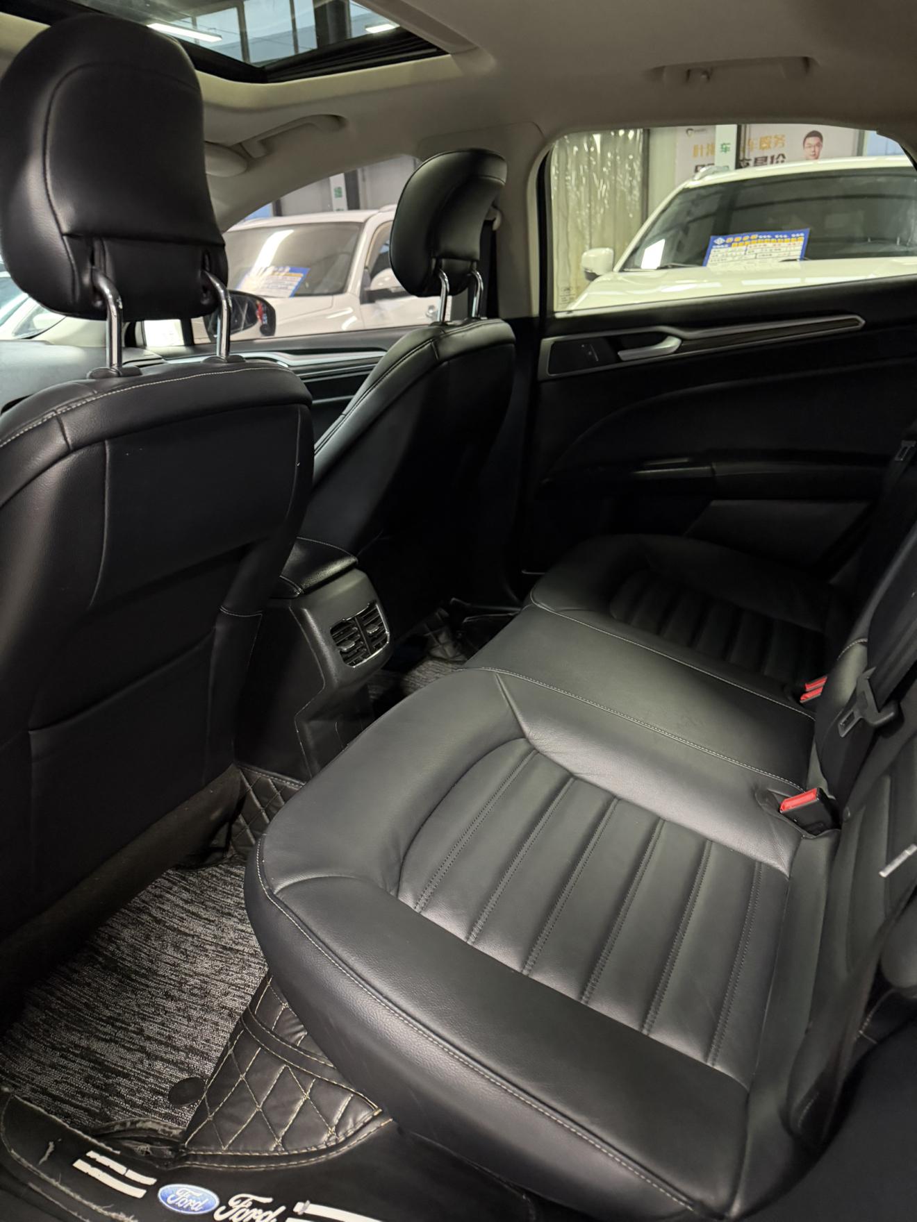 Ford Mondeo 2018 thumb 6
