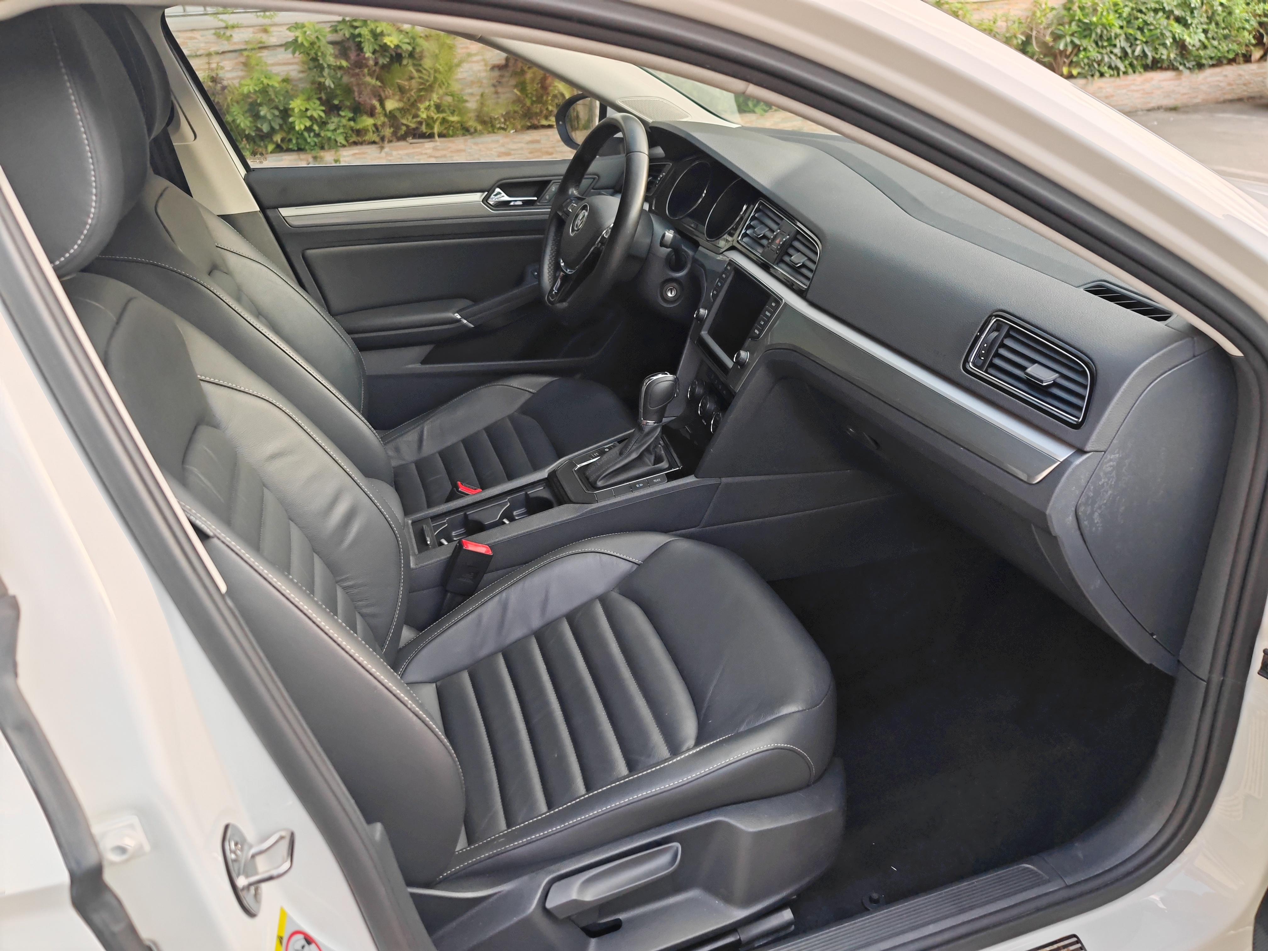 Volkswagen Lamando 2018 thumb 4