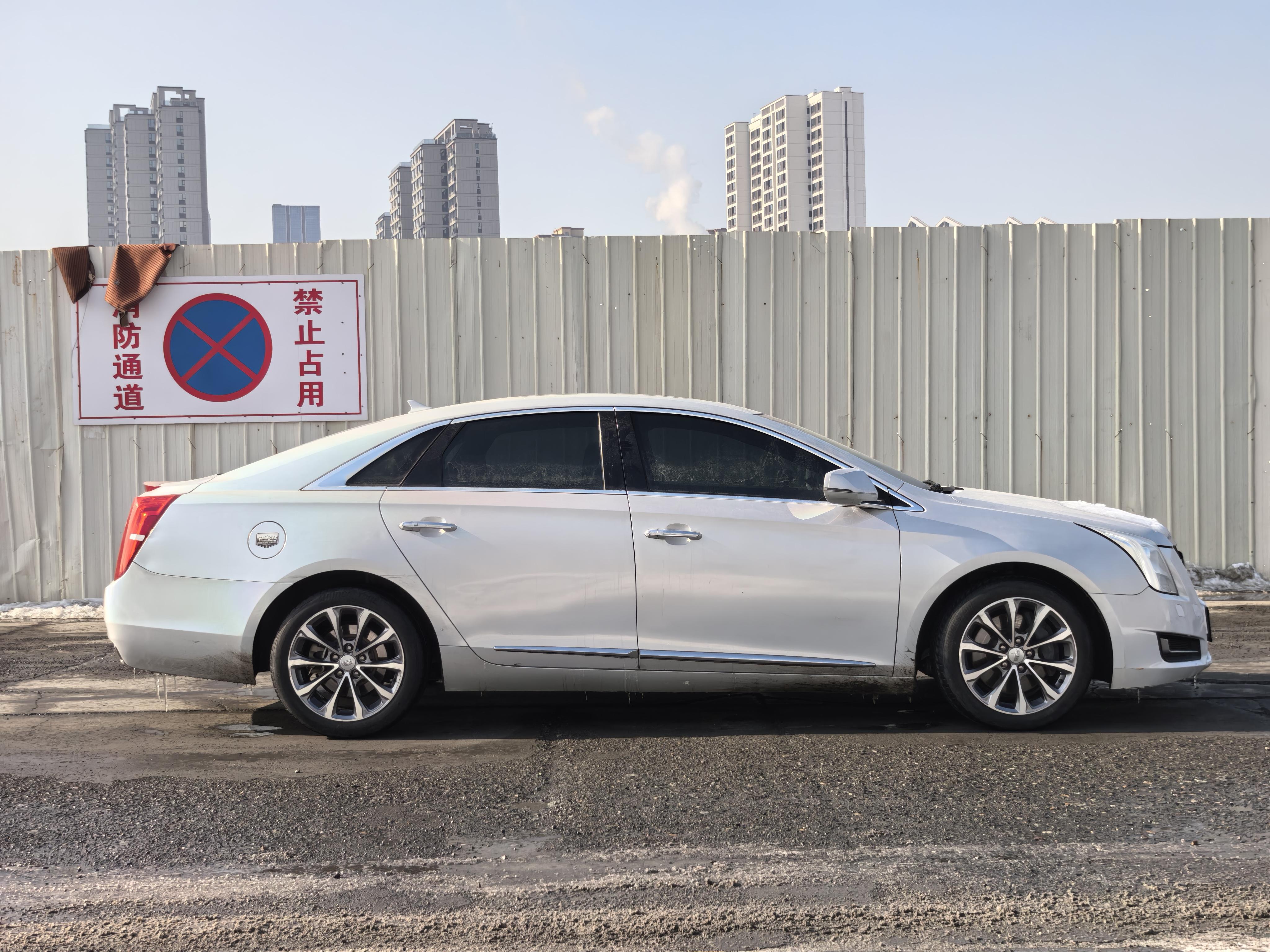 Cadillac XTS 2016 thumb 5
