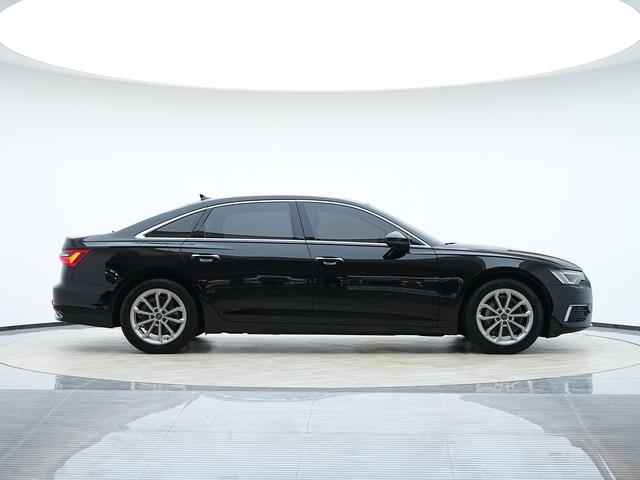 Audi A6 2019 thumb 5