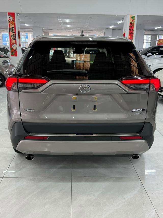 Toyota RAV4 2021 thumb 6