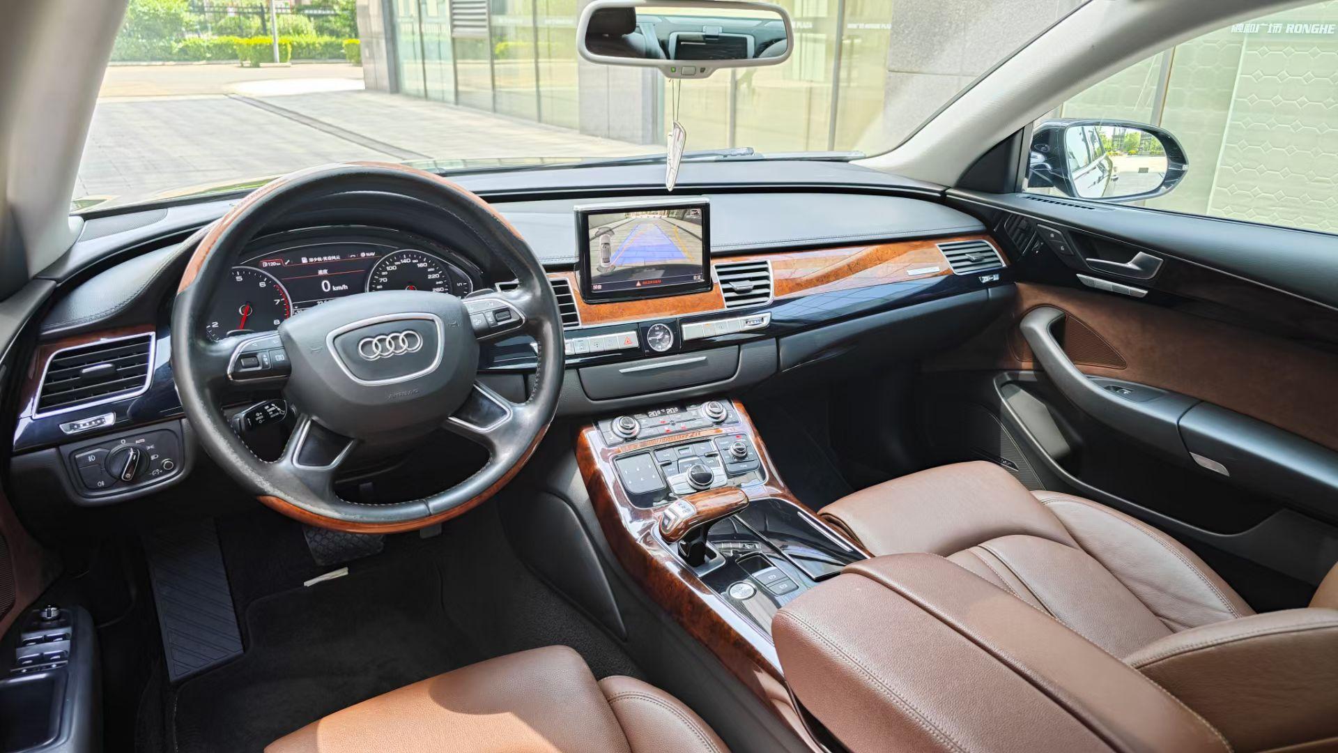 Audi A8 2012 thumb 6