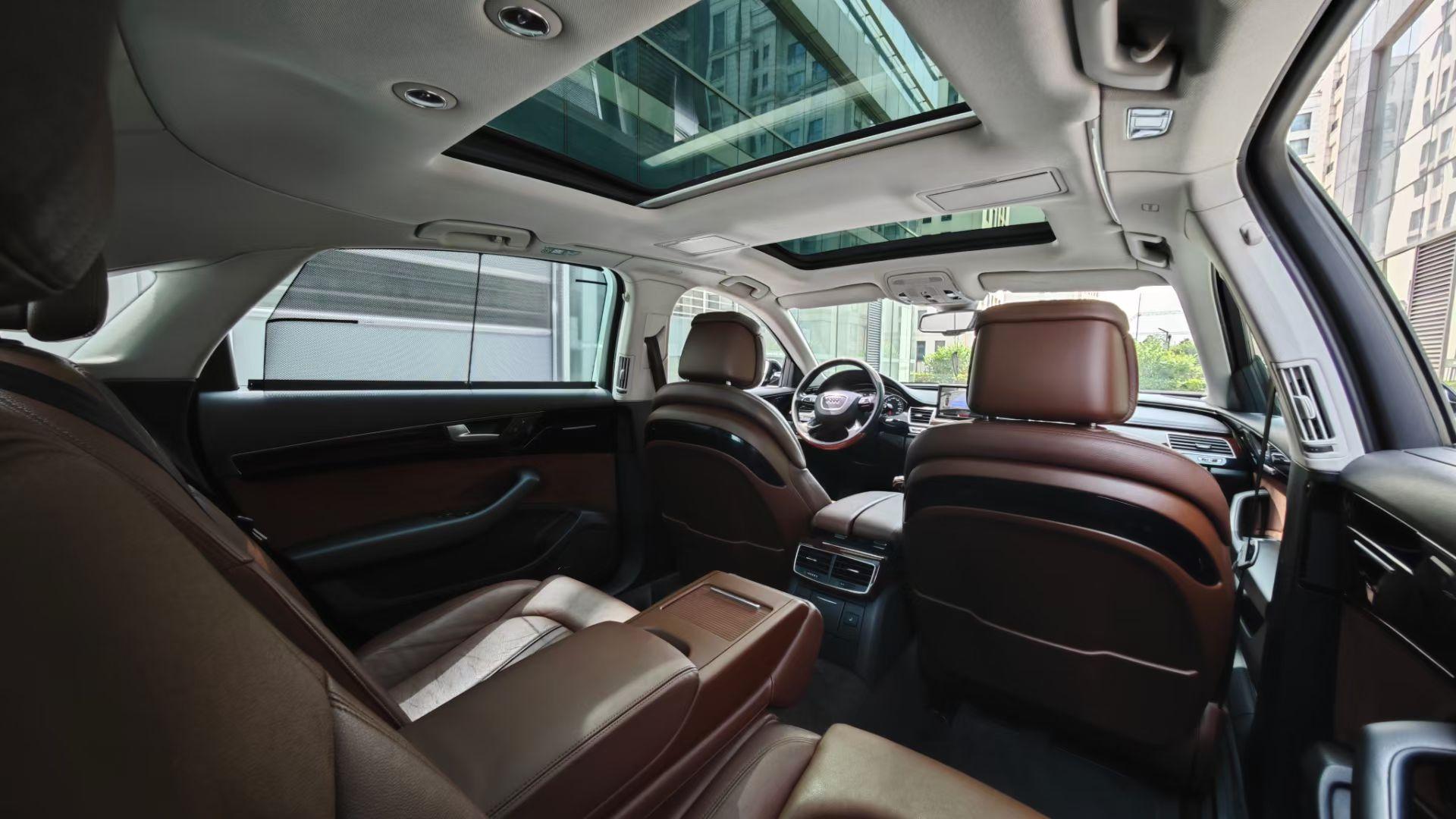 Audi A8 2012 thumb 7