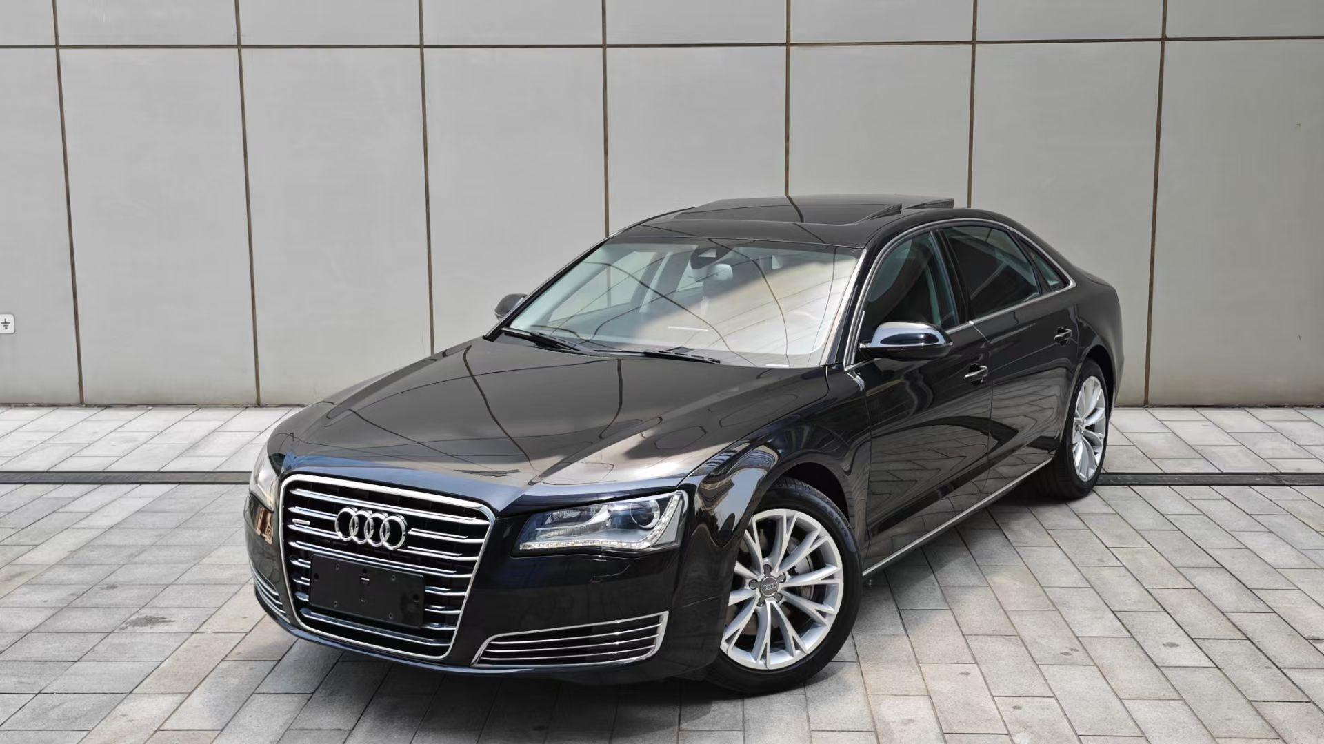 Audi A8 2012 thumb 8