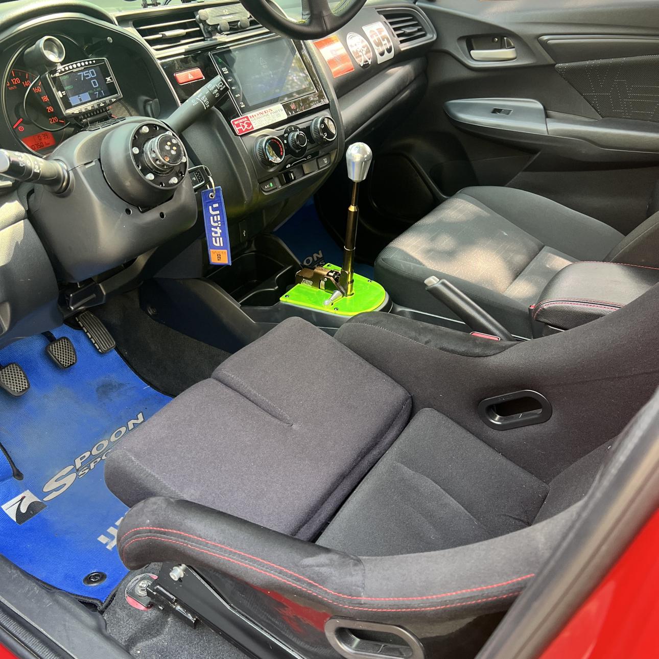 Honda Fit Shuttle 2015 thumb 6