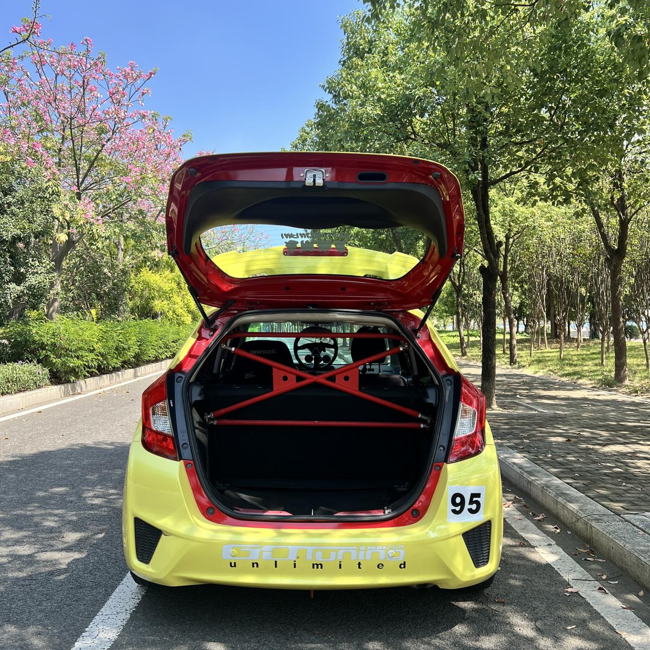 Honda Fit Shuttle 2015 thumb 12