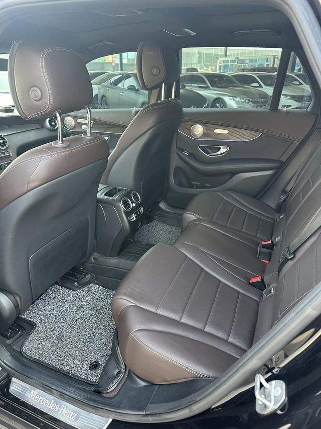 Mercedes-Benz GLC 2022 thumb 3