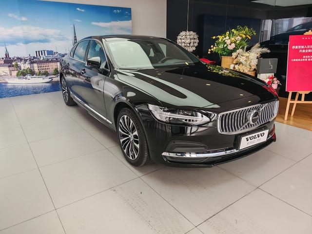 Volvo S90 2025 thumb 5