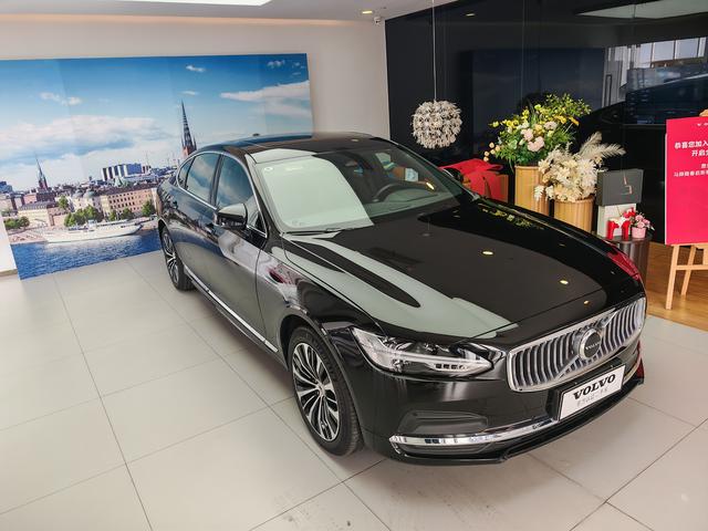 Volvo S90 2025 thumb 6