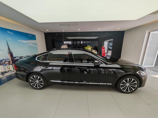 Volvo S90 2025 thumb 7