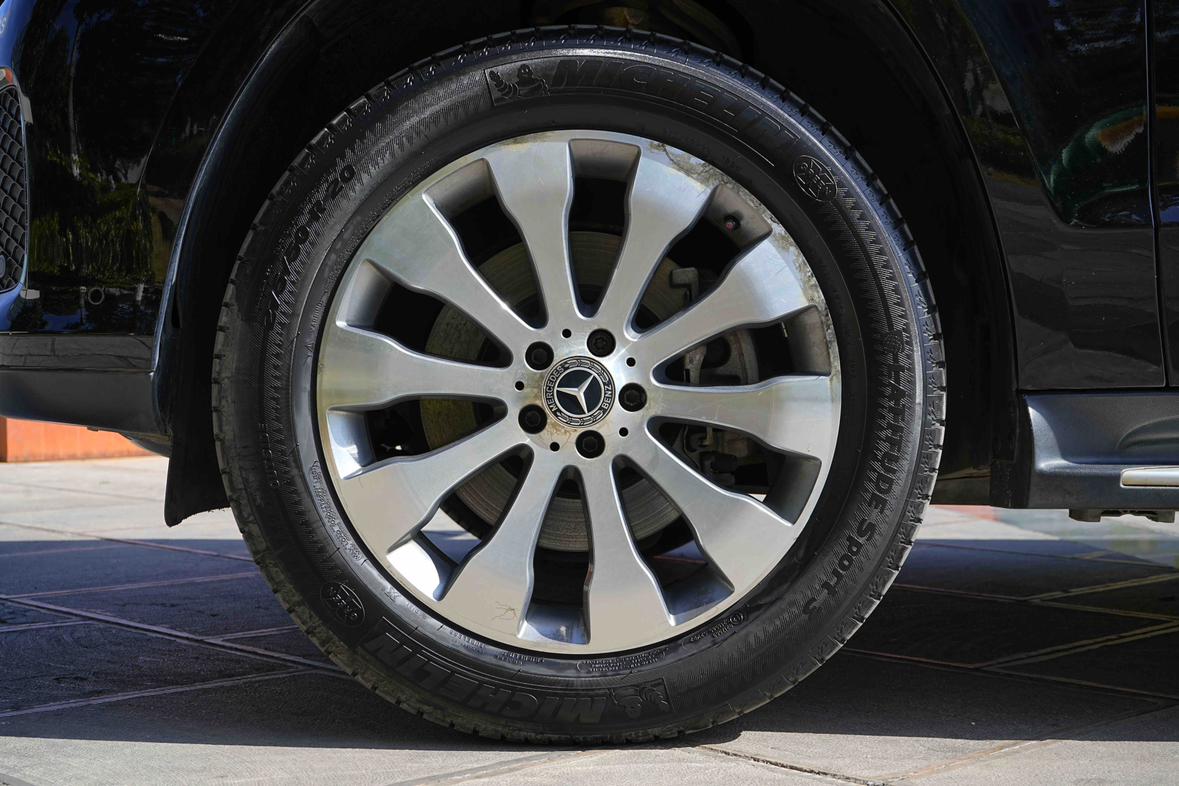 Mercedes-Benz GLS 2018 thumb 8