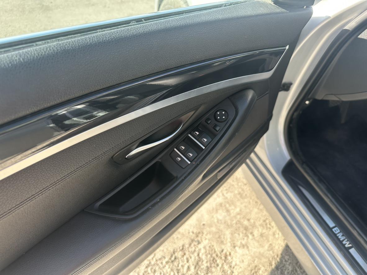 BMW 5 серии 2014 thumb 9