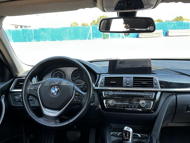 BMW 3 серии 2019 thumb 2