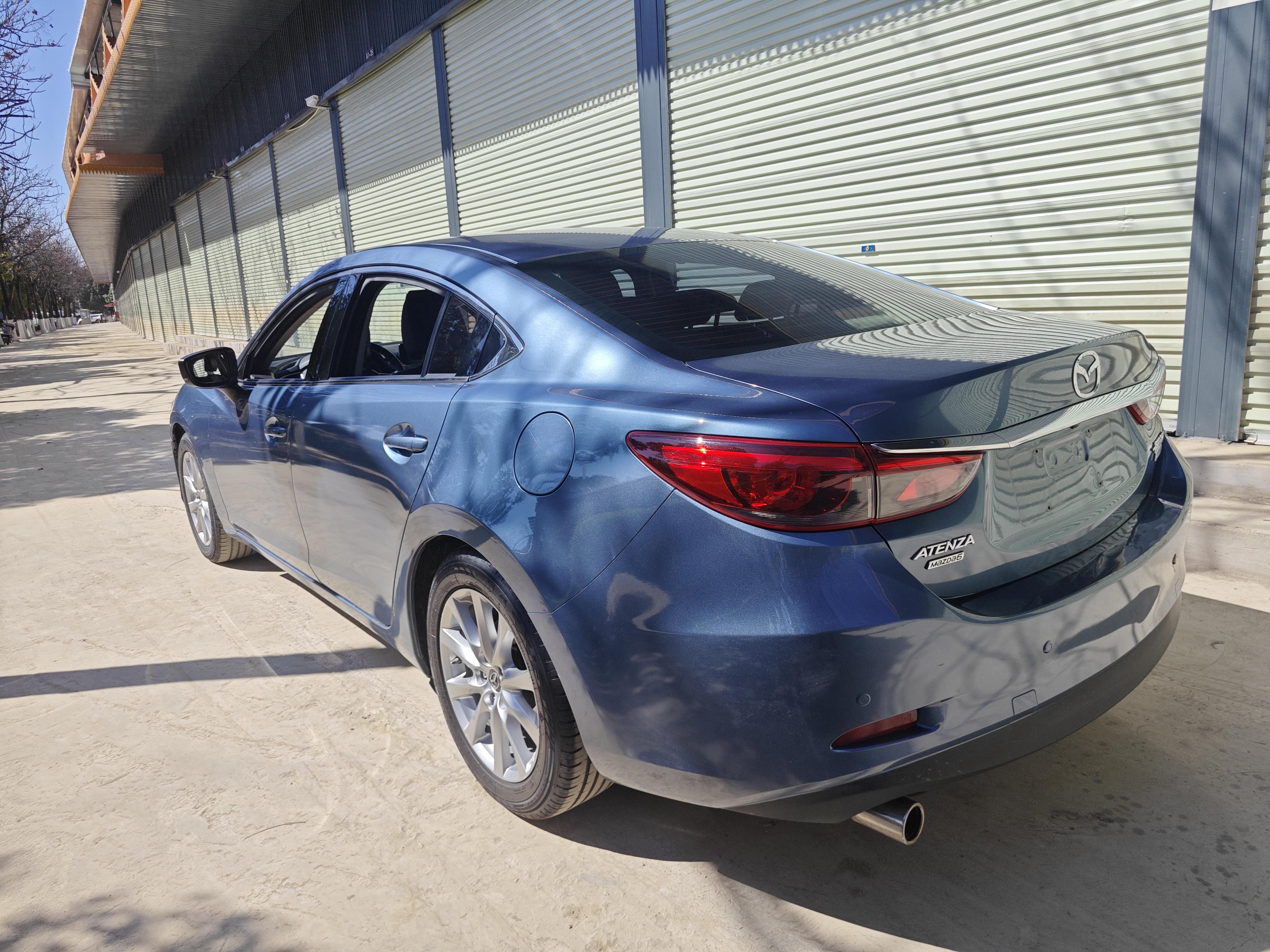 Mazda Atenza 2018 thumb 3