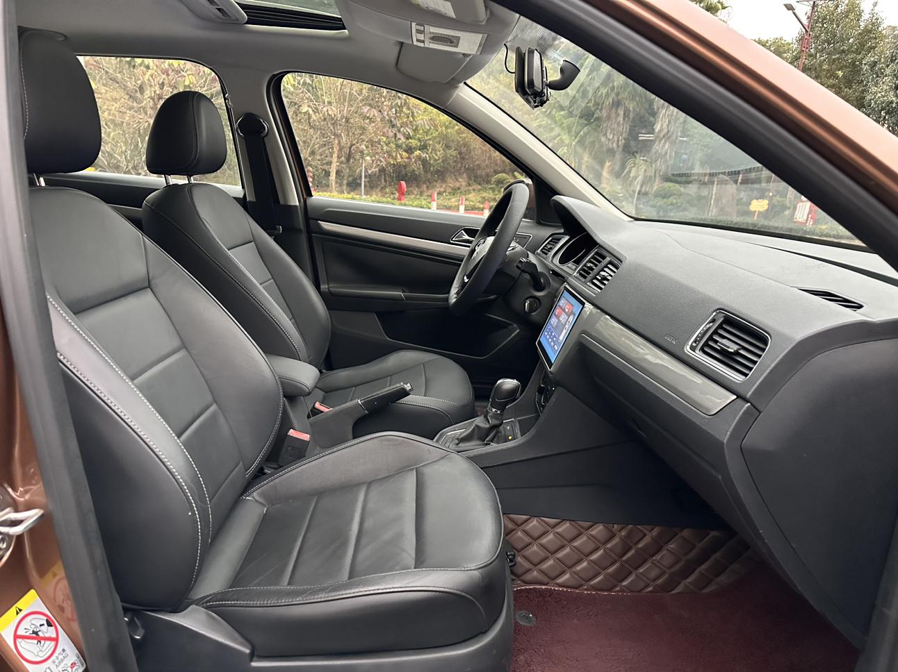 Volkswagen Lavida XR 2016 thumb 11