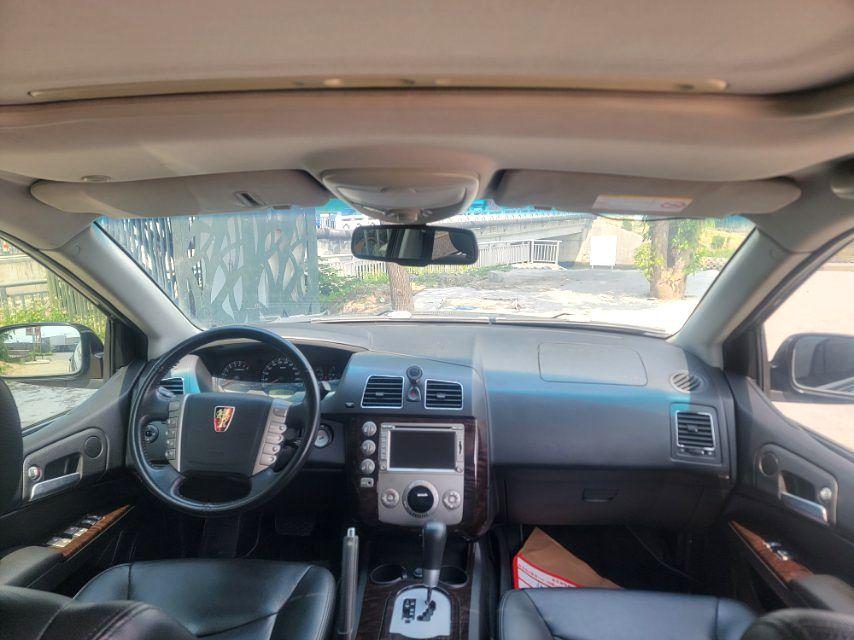 Roewe W5 2012 thumb 8