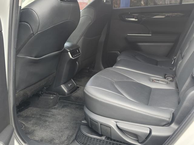 Toyota Highlander 2022 thumb 10