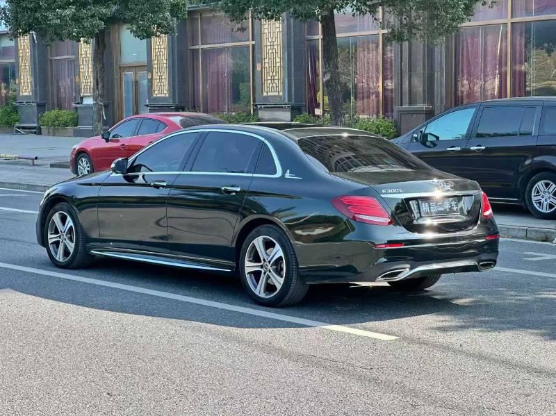 Mercedes-Benz E-Class 2018 thumb 11