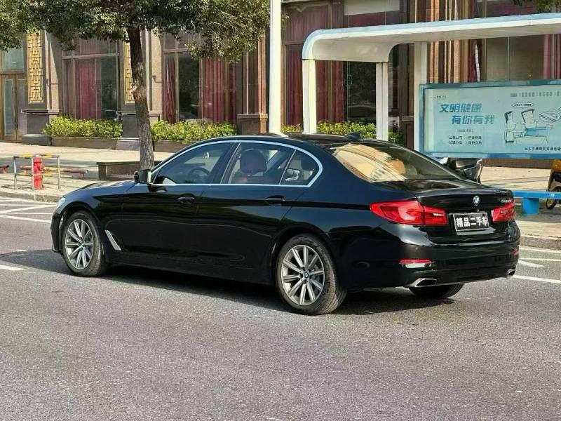 BMW 5 серии 2017 thumb 2