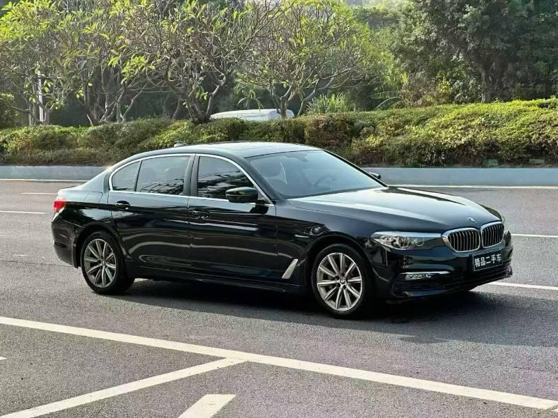 BMW 5 серии 2017 thumb 10