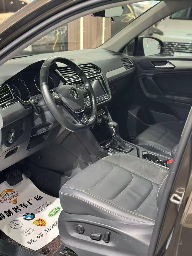 Volkswagen Tiguan 2019 thumb 4