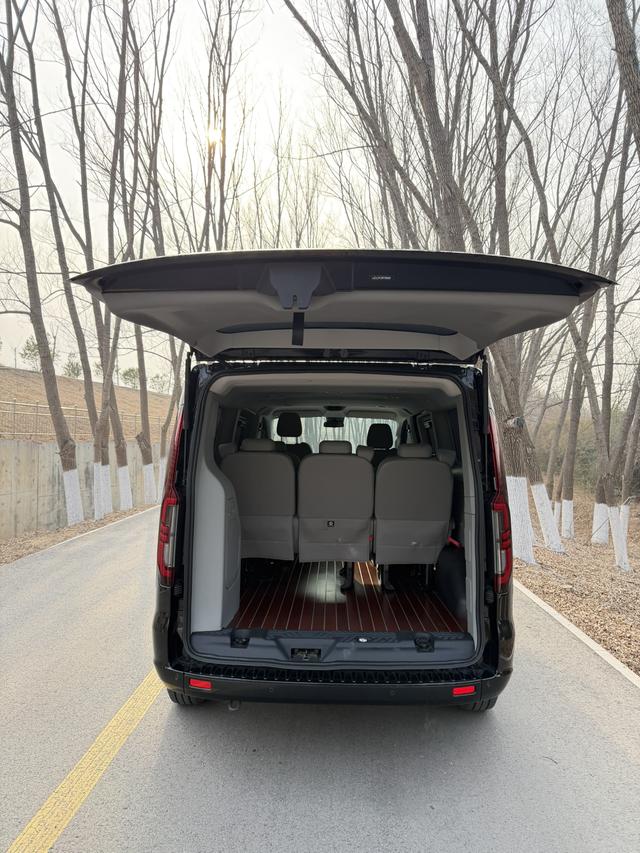 Ford Transit 2023 thumb 2