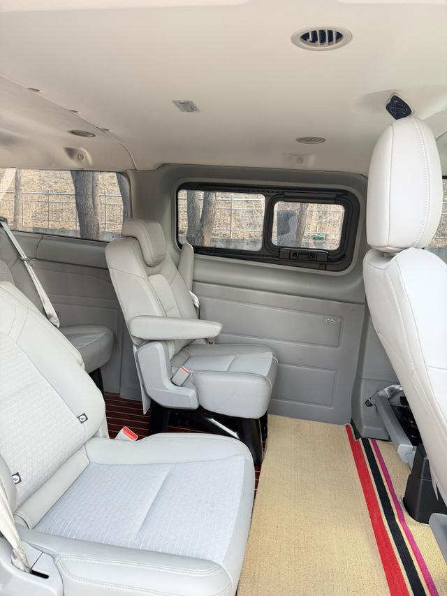 Ford Transit 2023 thumb 3