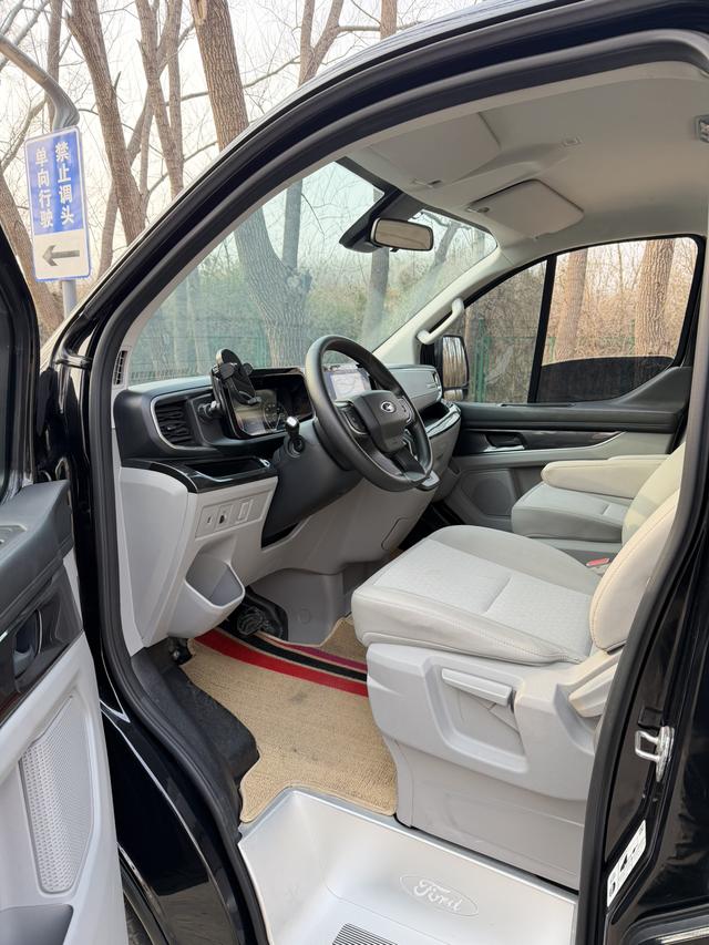 Ford Transit 2023 thumb 4