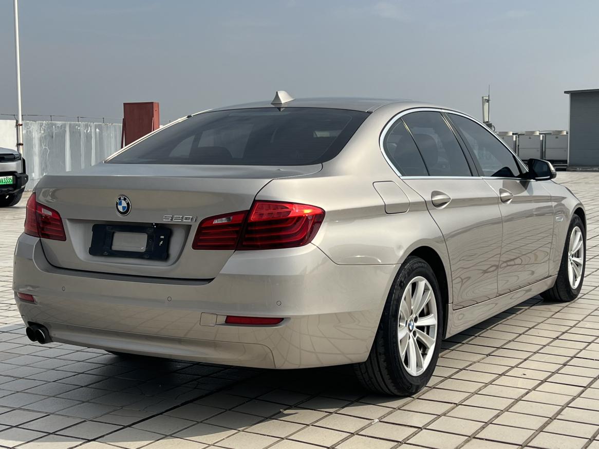 BMW 5 серии 2017 thumb 4