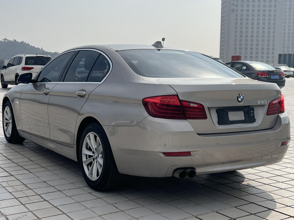 BMW 5 серии 2017 thumb 11