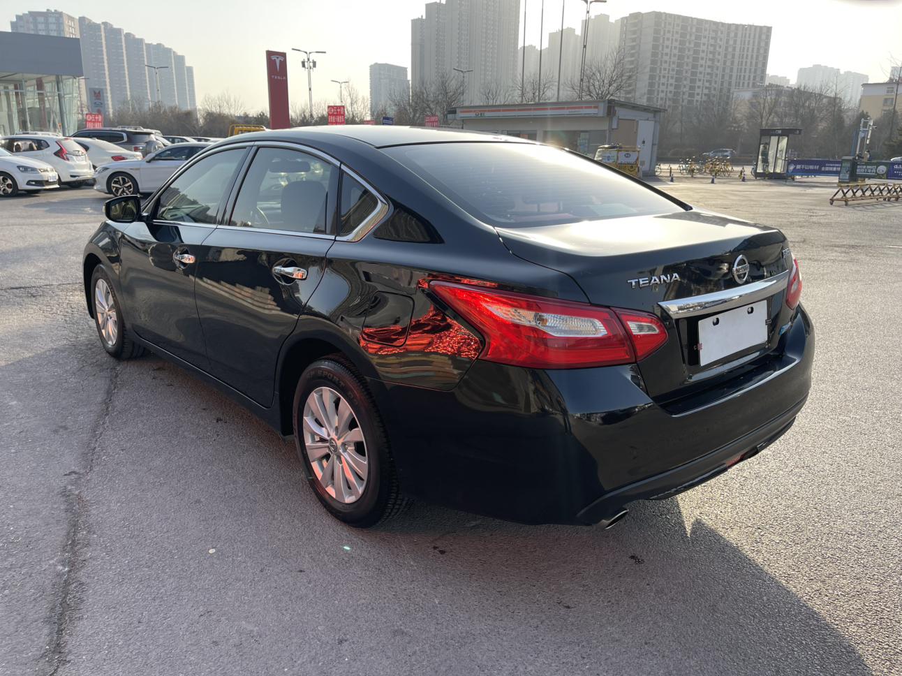 Nissan Altima 2017 thumb 2