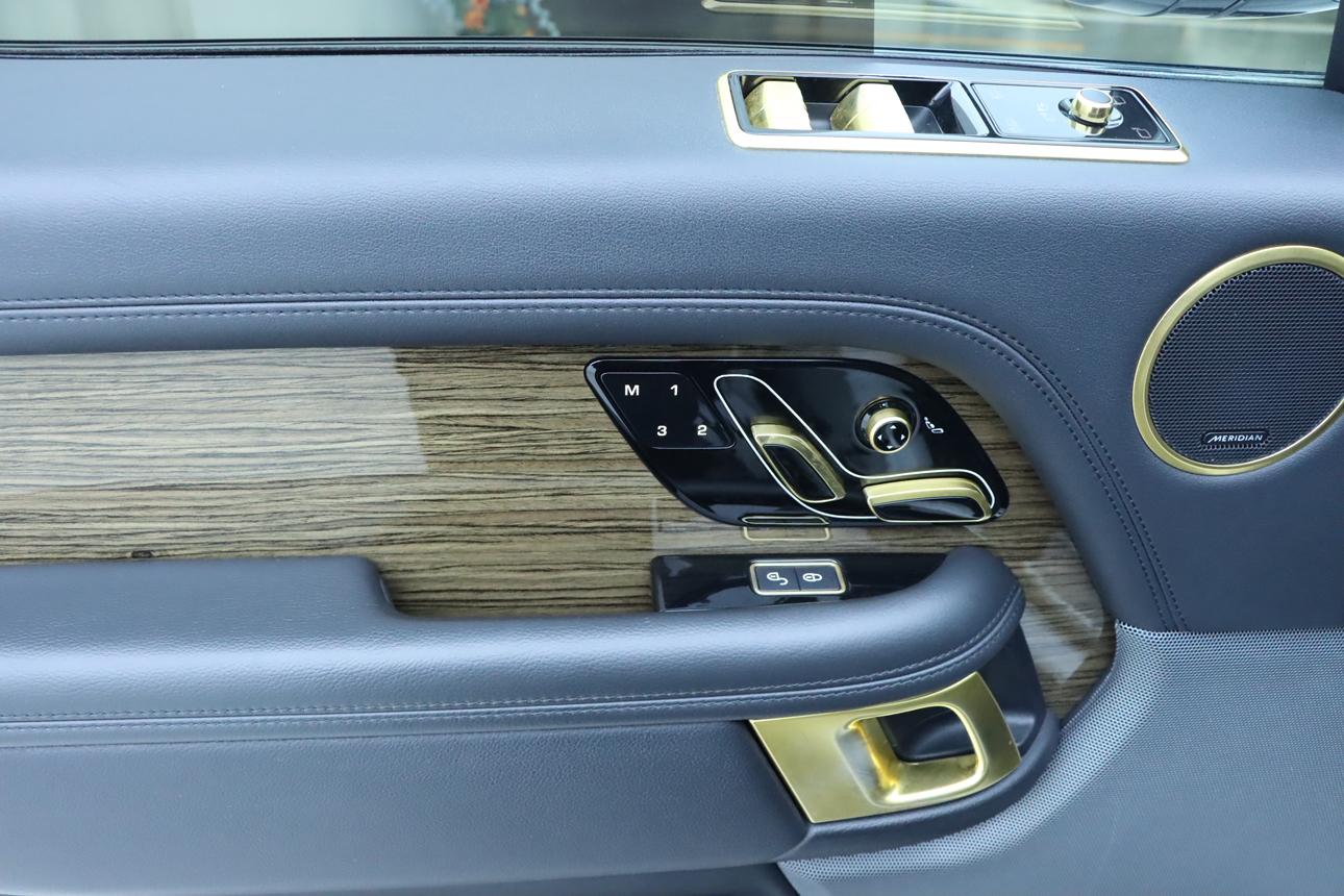 Land Rover Range Rover 2019 thumb 6