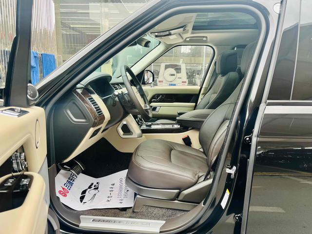 Land Rover Range Rover 2021 thumb 3