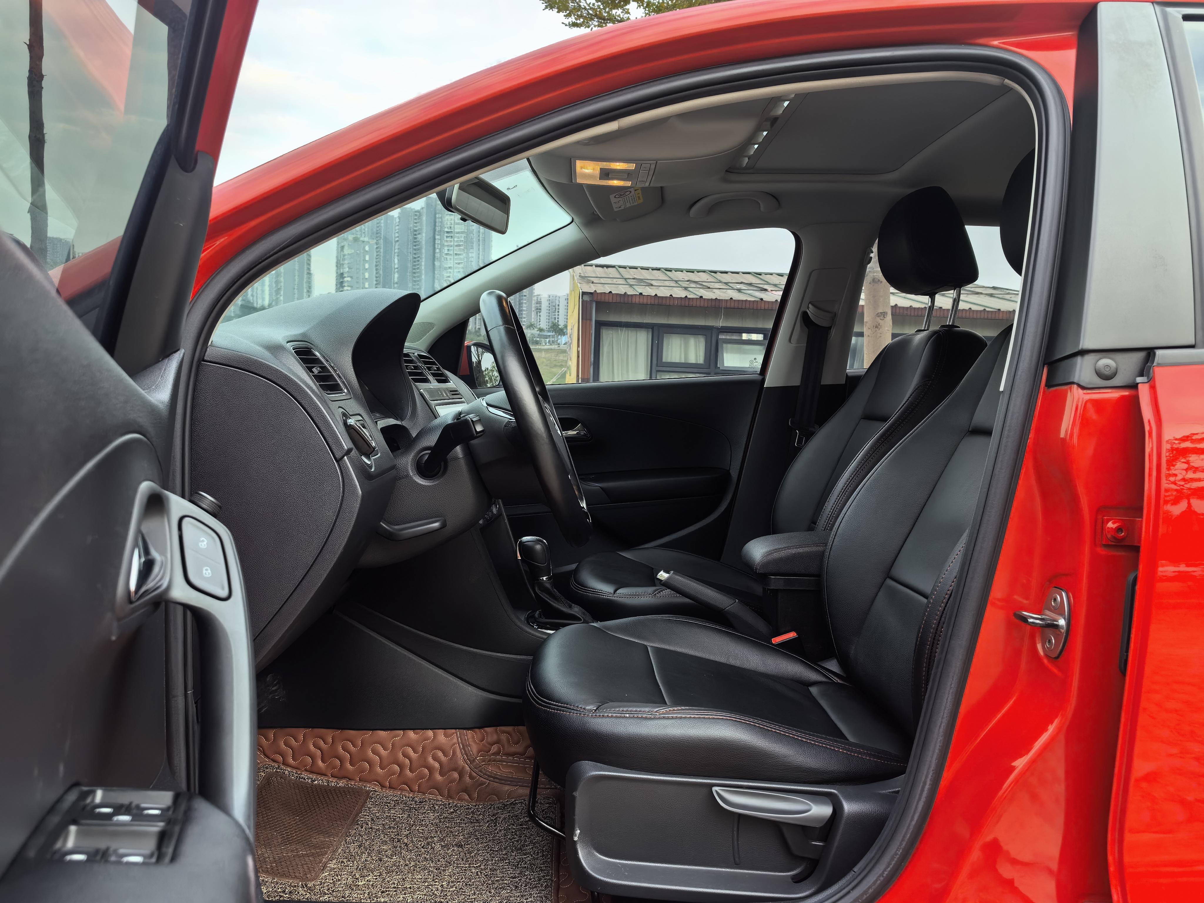 Volkswagen Polo 2019 thumb 6