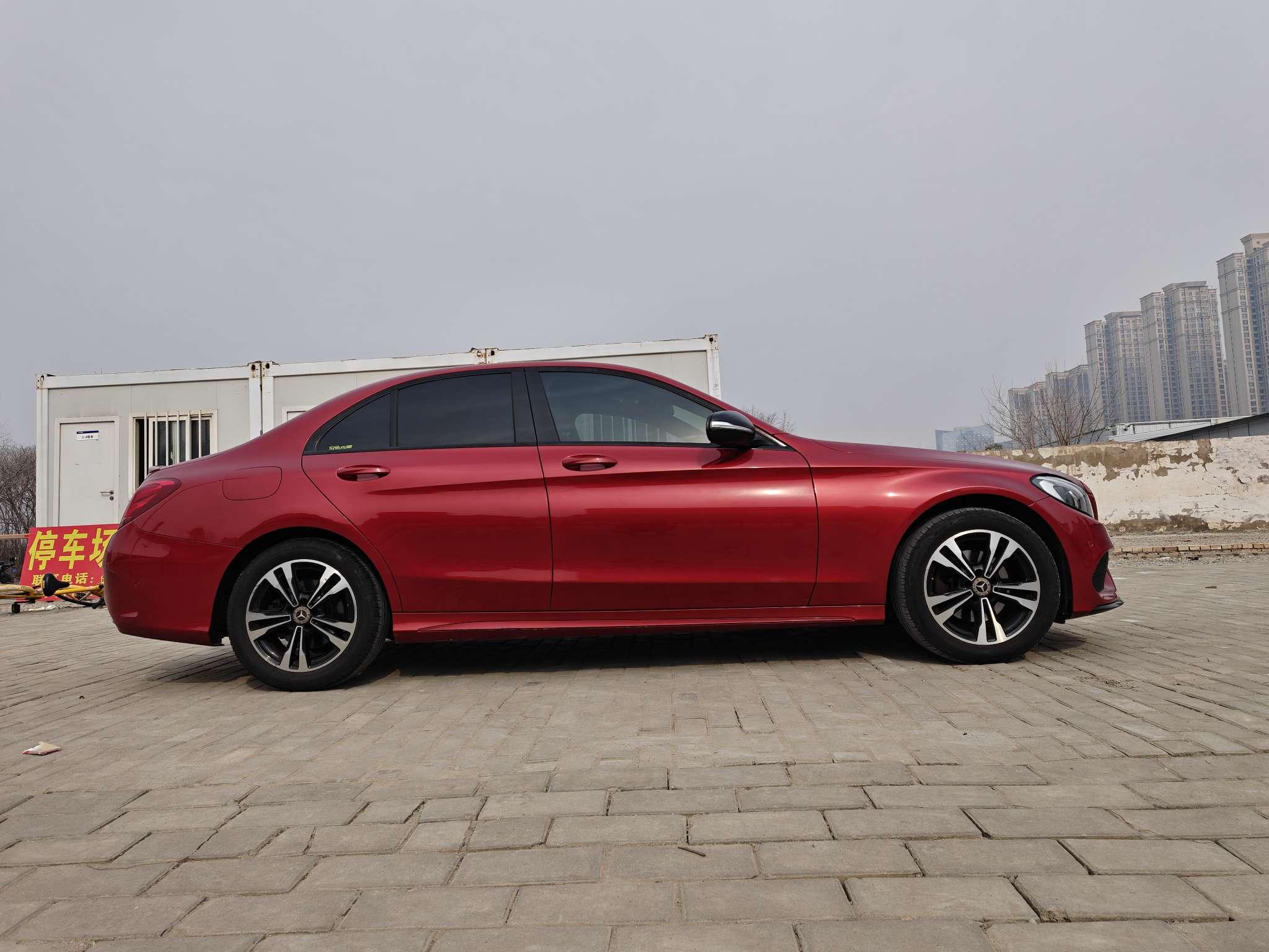 Mercedes-Benz C-Class 2017 thumb 4