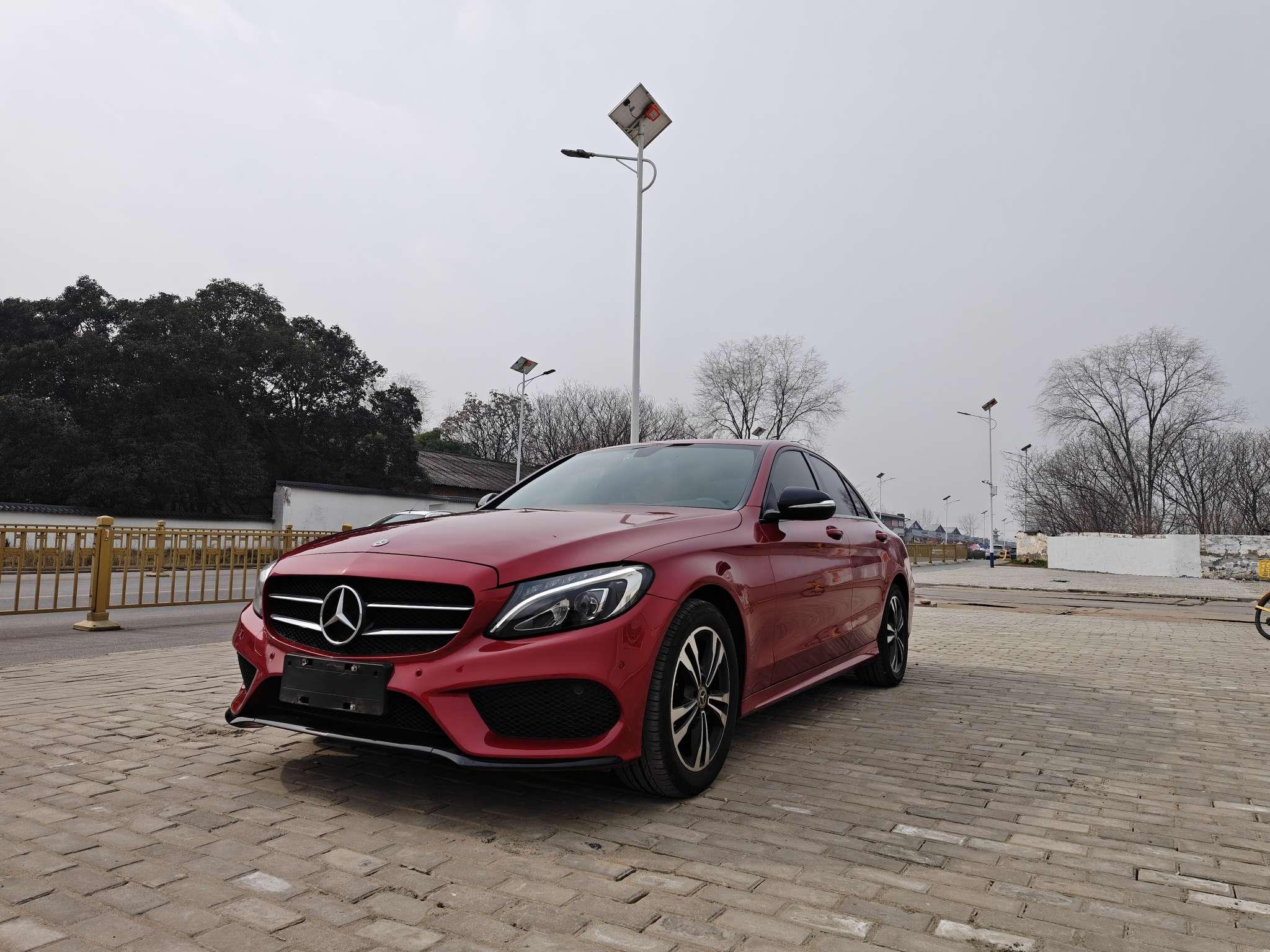 Mercedes-Benz C-Class 2017 thumb 11