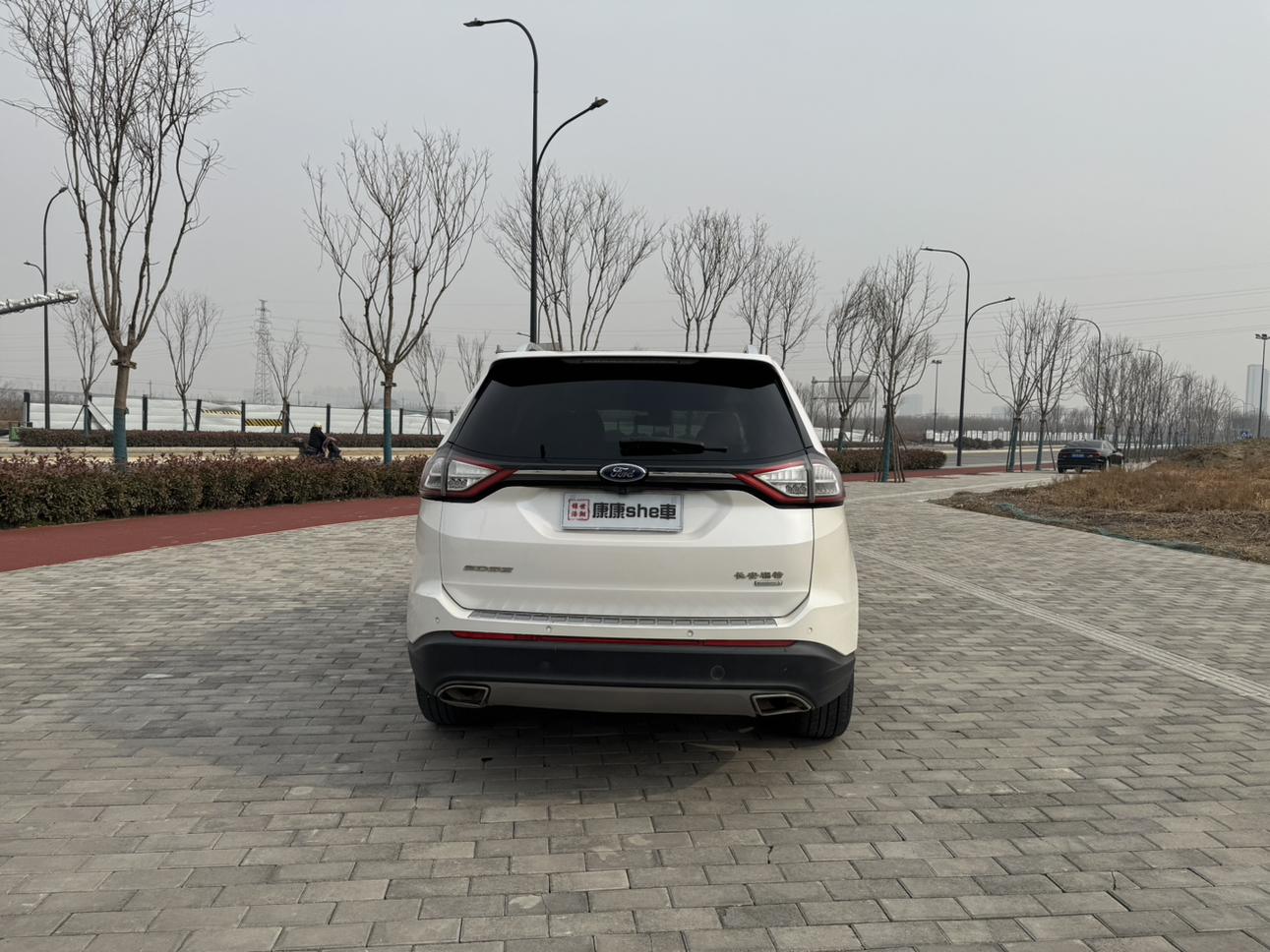 Ford Edge 2016 thumb 3
