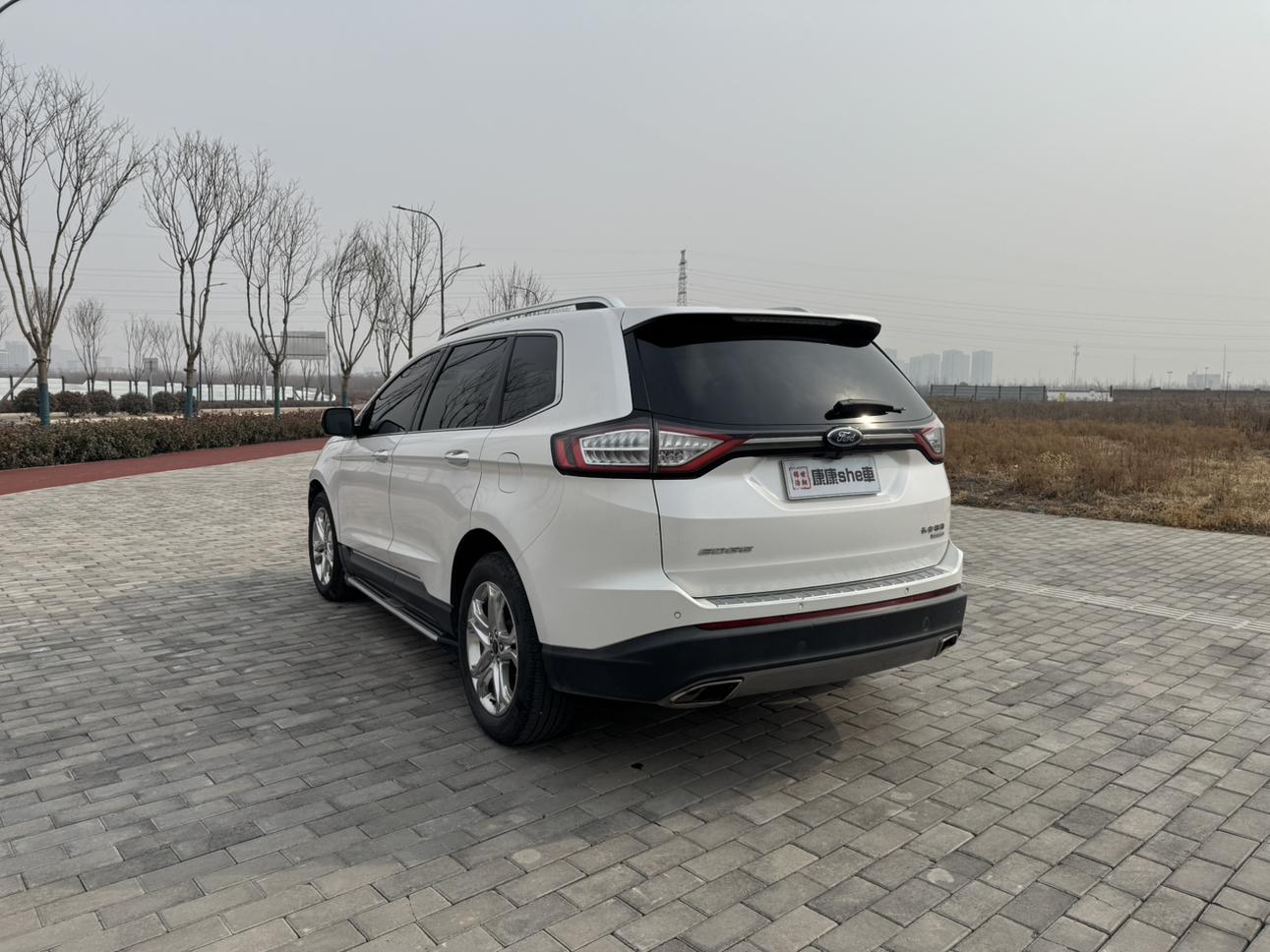 Ford Edge 2016 thumb 11